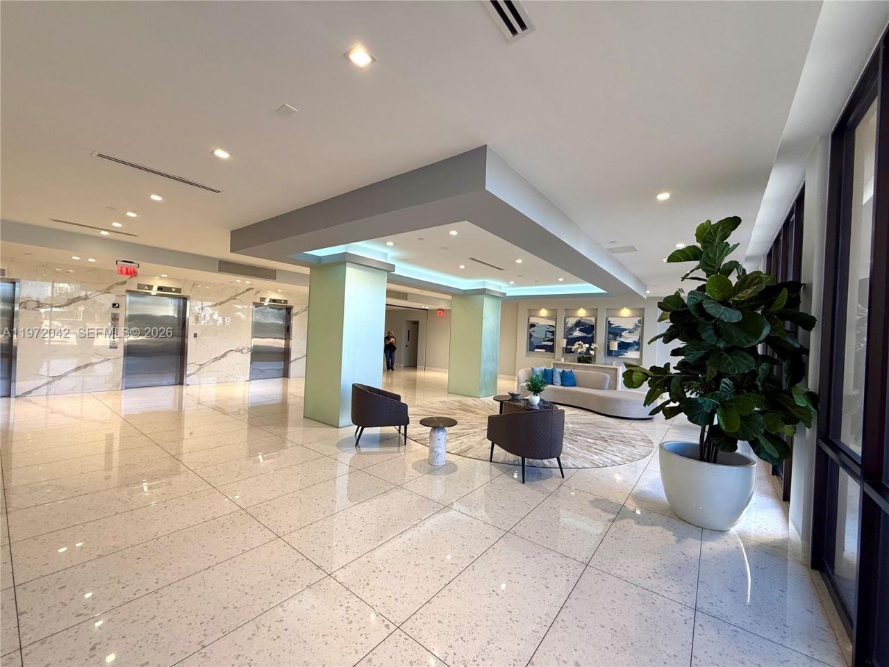 20335 W Country Club Dr , Unit 502, Aventura, FL 33180 Photo