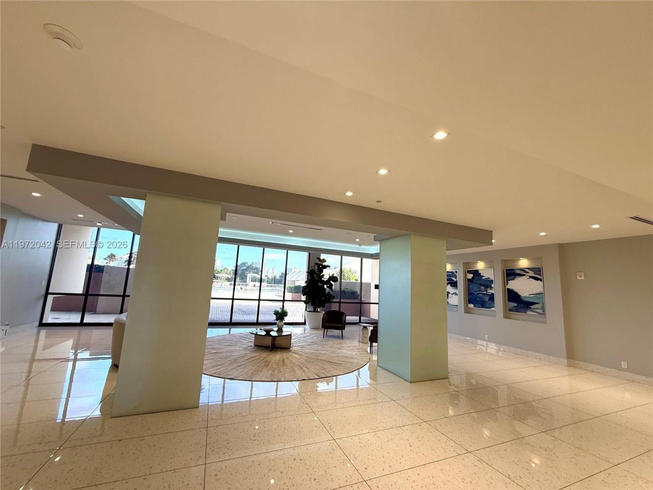 20335 W Country Club Dr , Unit 502, Aventura, FL 33180 Photo