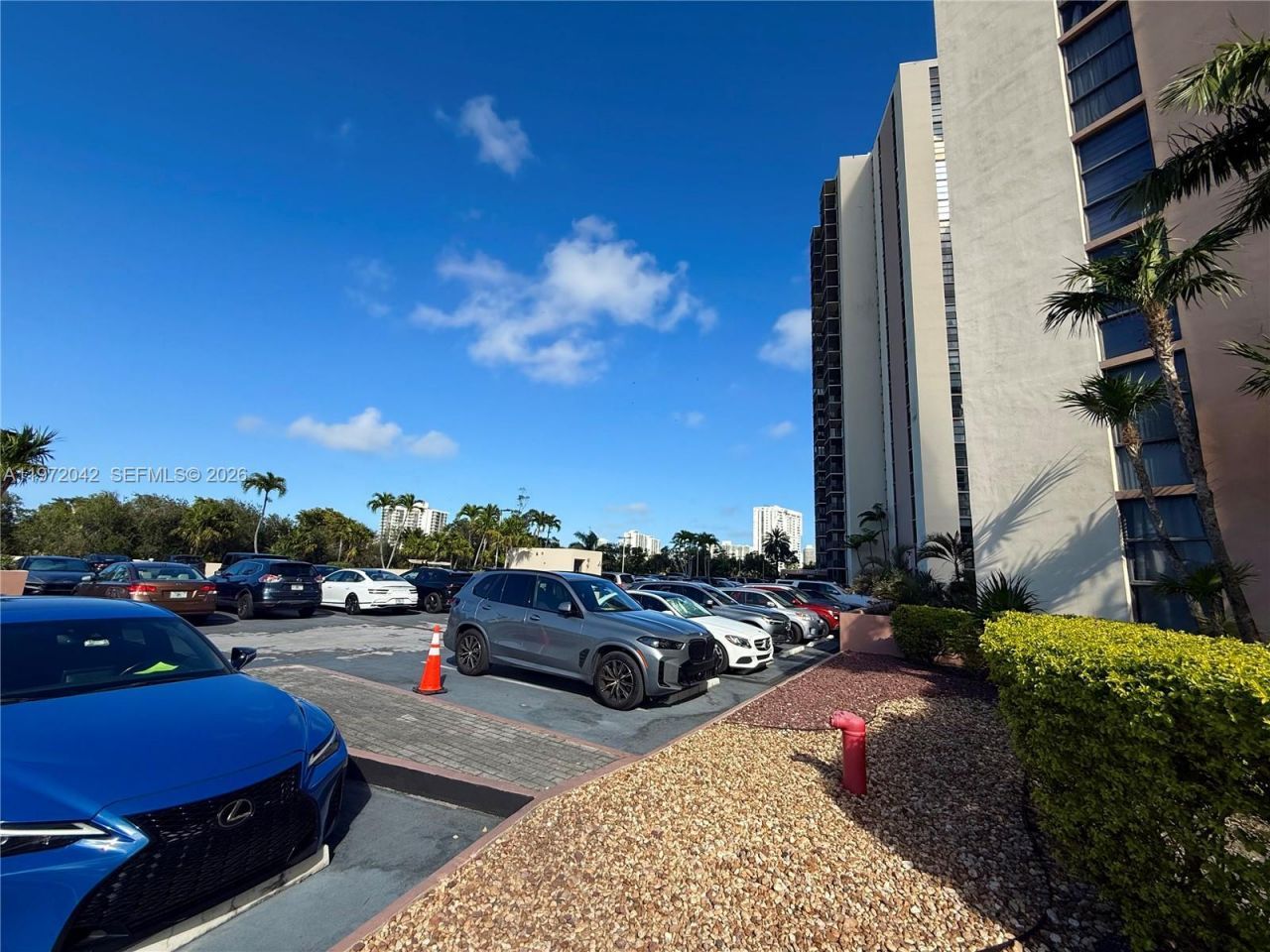 20335 W Country Club Dr , Unit 502, Aventura, FL 33180 Photo