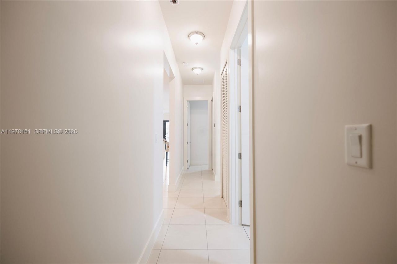 2030 SW 60th Ave , Miami, FL 33155 Photo