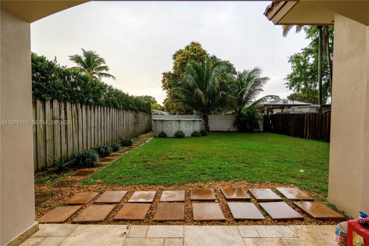 2030 SW 60th Ave , Miami, FL 33155 Photo