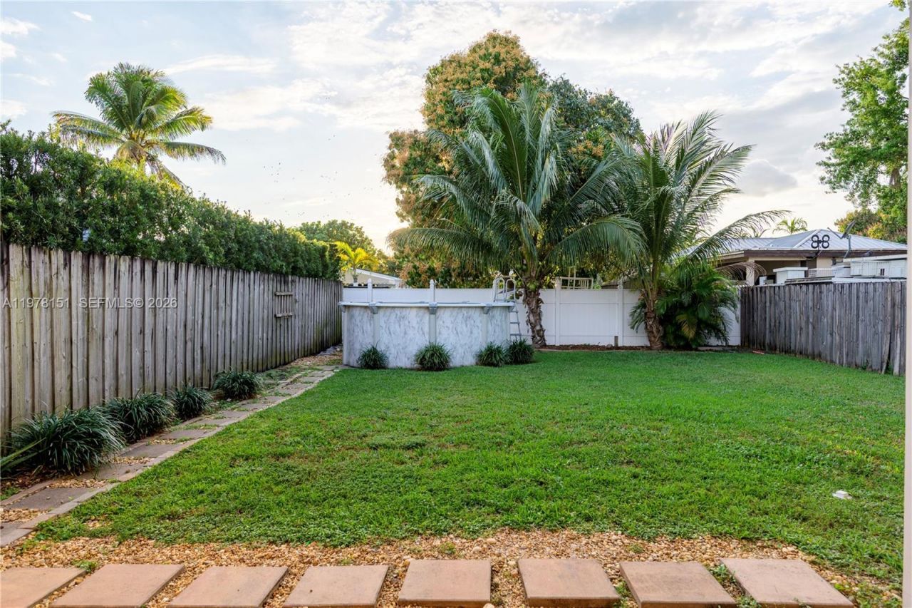 2030 SW 60th Ave , Miami, FL 33155 Photo