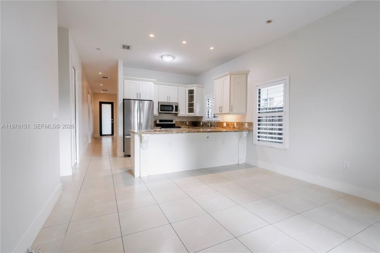 2030 SW 60th Ave , Miami, FL 33155 Photo