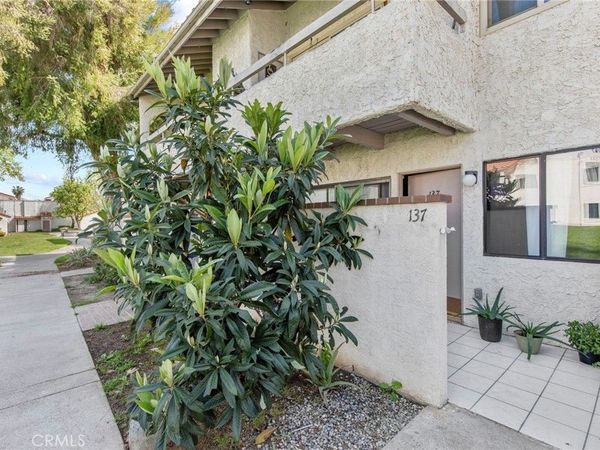 25019 Peachland Avenue, Unit 137, Newhall, CA 91321