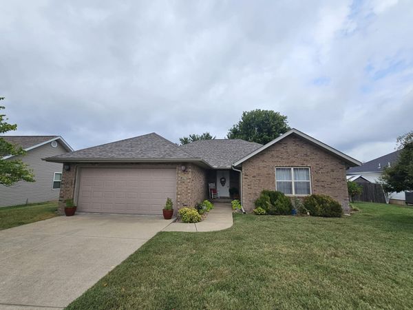 206 Prairie Lane, Monett, MO 65708