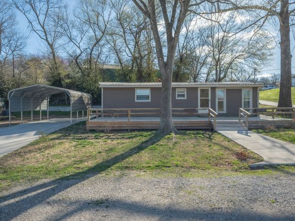 700 Park Street, Anderson, MO 64831