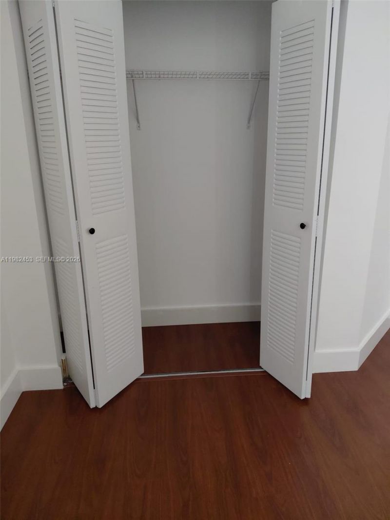 5077 NW 7th St , Unit 1006, Miami, FL 33126 Photo