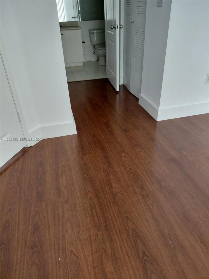 5077 NW 7th St , Unit 1006, Miami, FL 33126 Photo