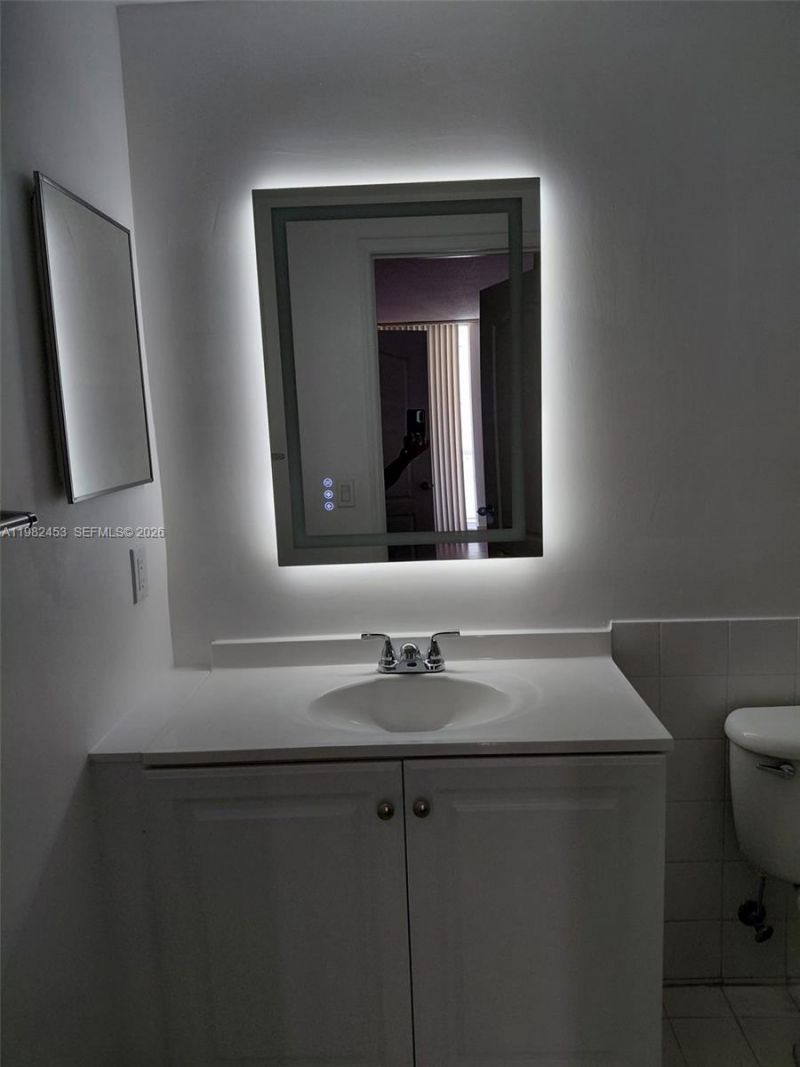 5077 NW 7th St , Unit 1006, Miami, FL 33126 Photo