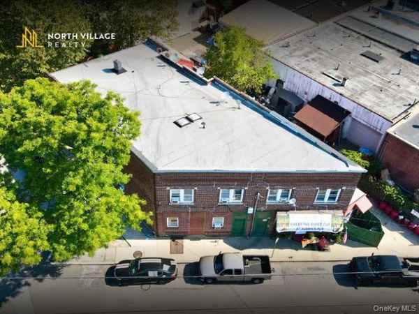 10 Railroad Avenue , Unit 1, Bethpage, NY 11714