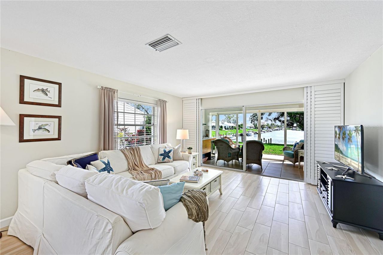 4405 Mount Vernon Drive , Bradenton, FL 34210 Photo