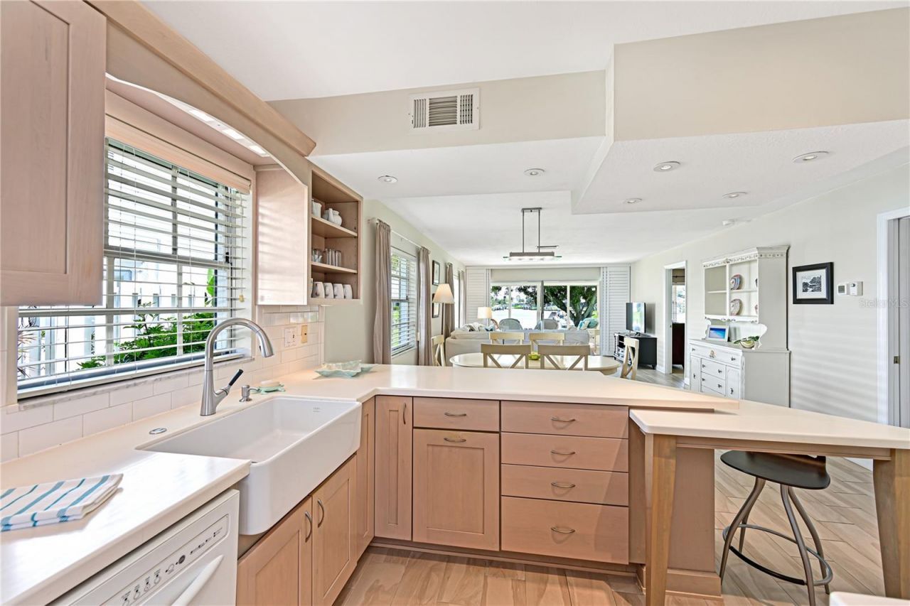 4405 Mount Vernon Drive , Bradenton, FL 34210 Photo