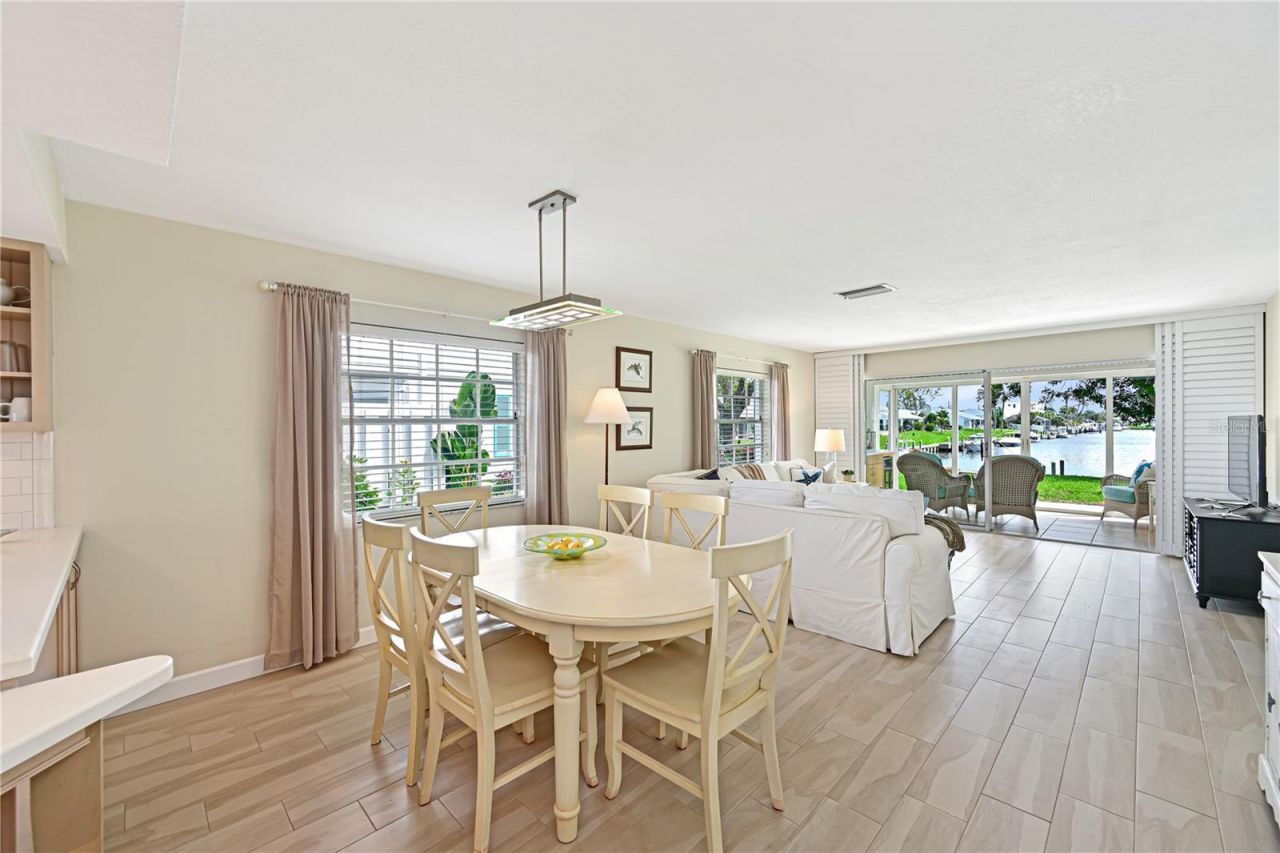 4405 Mount Vernon Drive , Bradenton, FL 34210 Photo