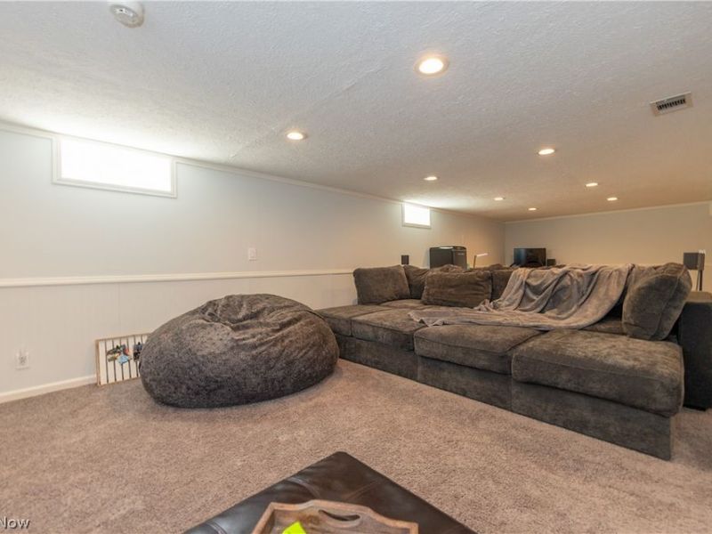 774 Kenbridge Drive, Richmond Heights, OH 44143 Photo 24