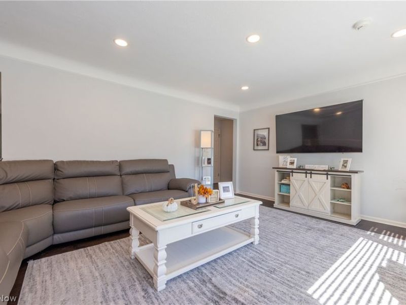 774 Kenbridge Drive, Richmond Heights, OH 44143 Photo 4