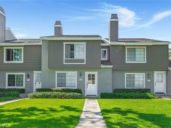 29 Greenbough, Unit 131, Irvine, CA 92614