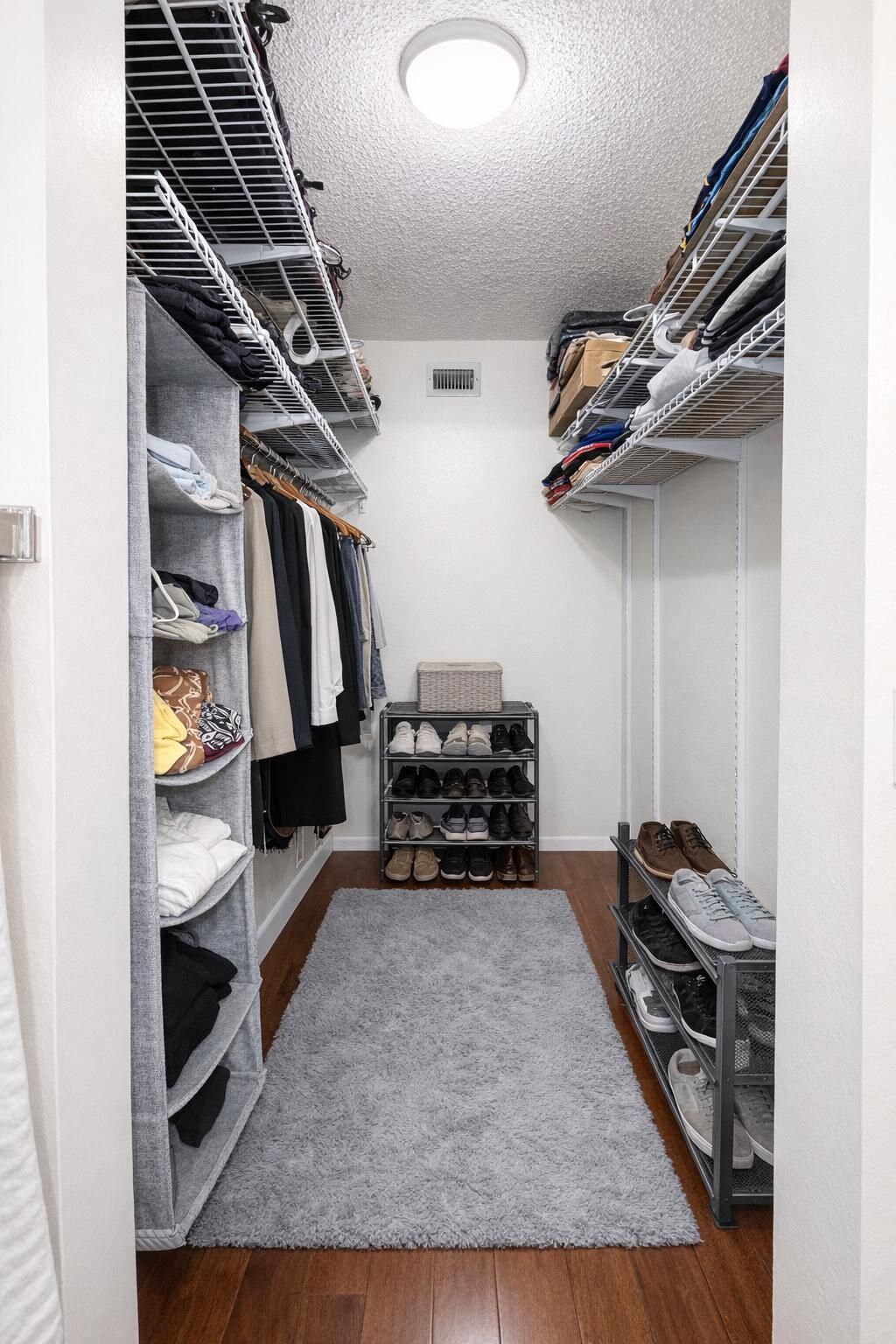 110 Lake Emerald Drive, Unit 405, Oakland Park, FL 33309 Photo