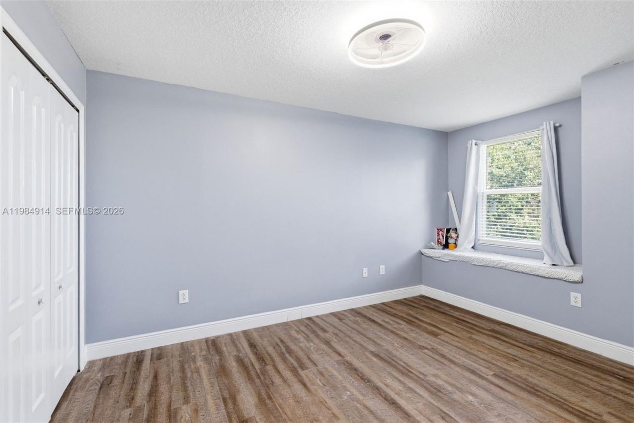 12502 Lake Vista Dr, Tampa, FL 33534 Photo