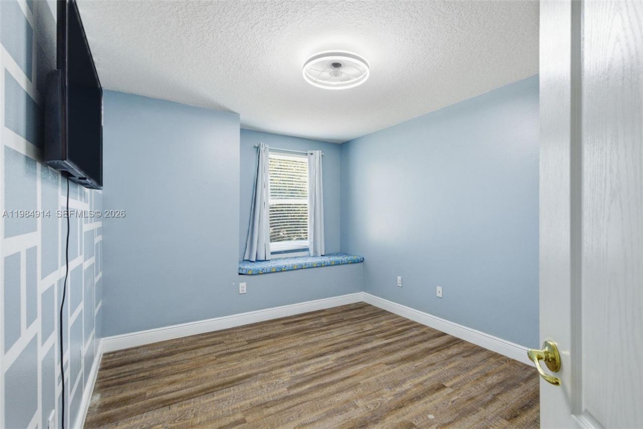 12502 Lake Vista Dr, Tampa, FL 33534 Photo
