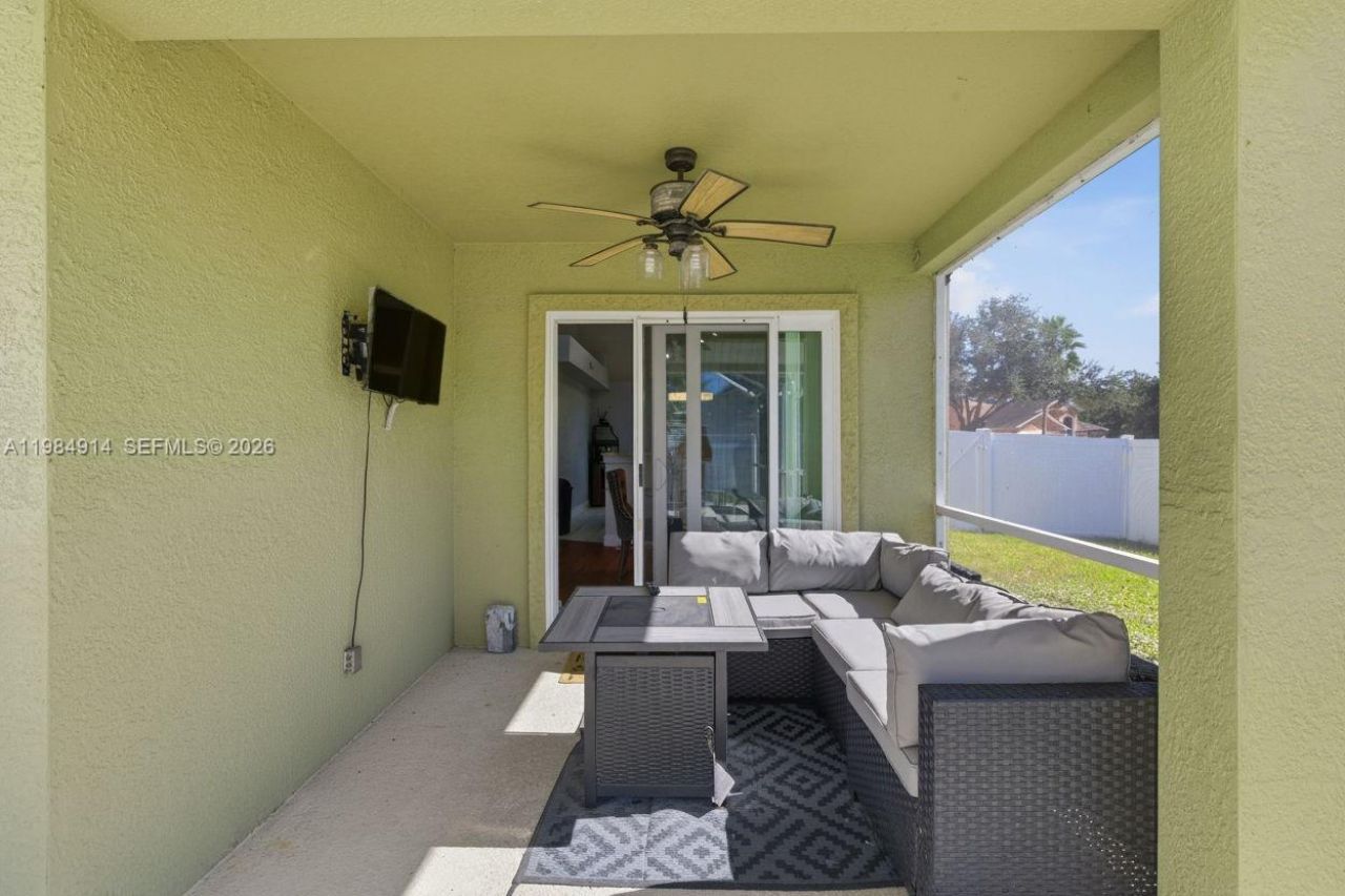 12502 Lake Vista Dr, Tampa, FL 33534 Photo