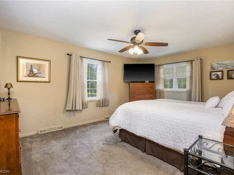 850 Robinson Avenue, Barberton, OH 44203 Photo 12