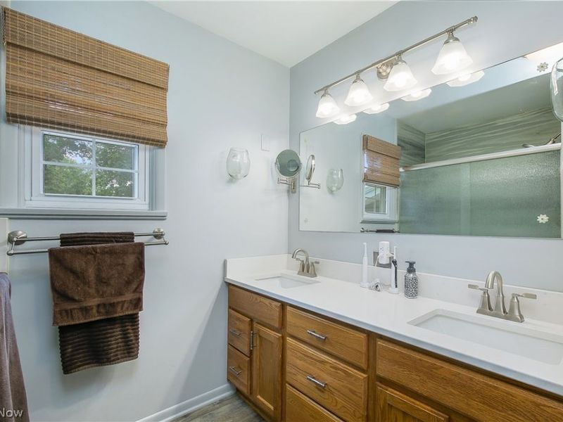 850 Robinson Avenue, Barberton, OH 44203 Photo 13