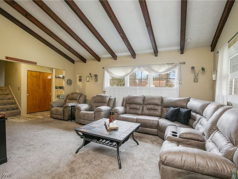 850 Robinson Avenue, Barberton, OH 44203 Photo 6