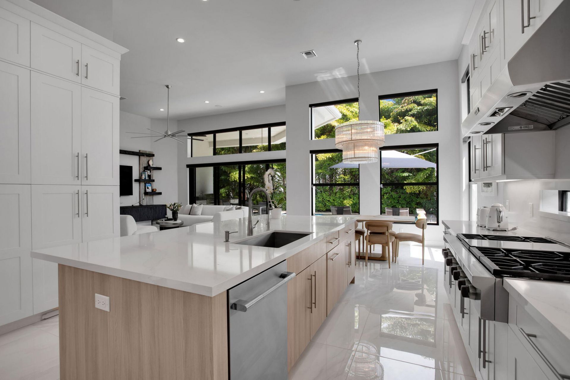 6903 NW 28th Avenue, Boca Raton, FL 33496 Photo