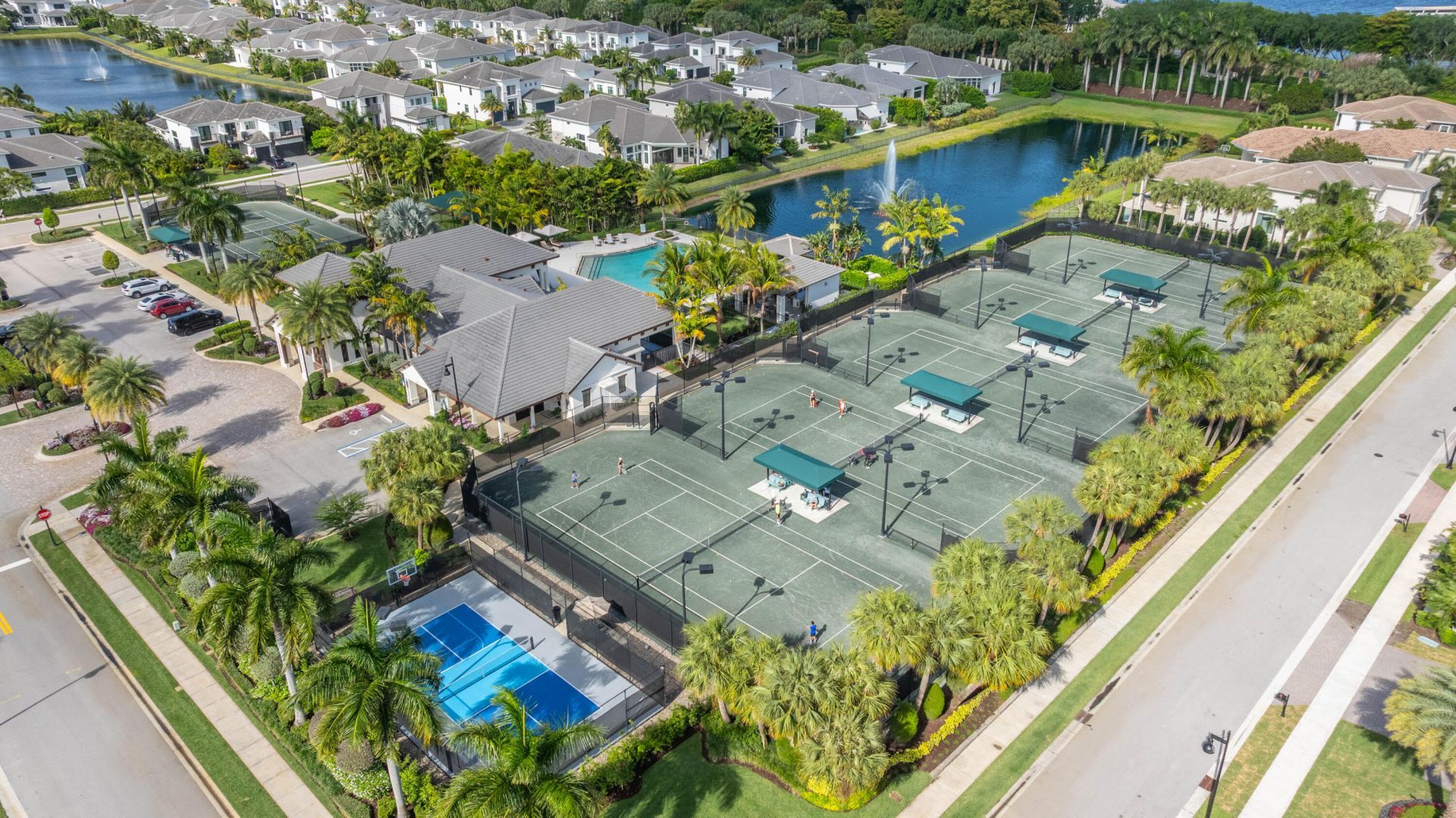 6903 NW 28th Avenue, Boca Raton, FL 33496 Photo