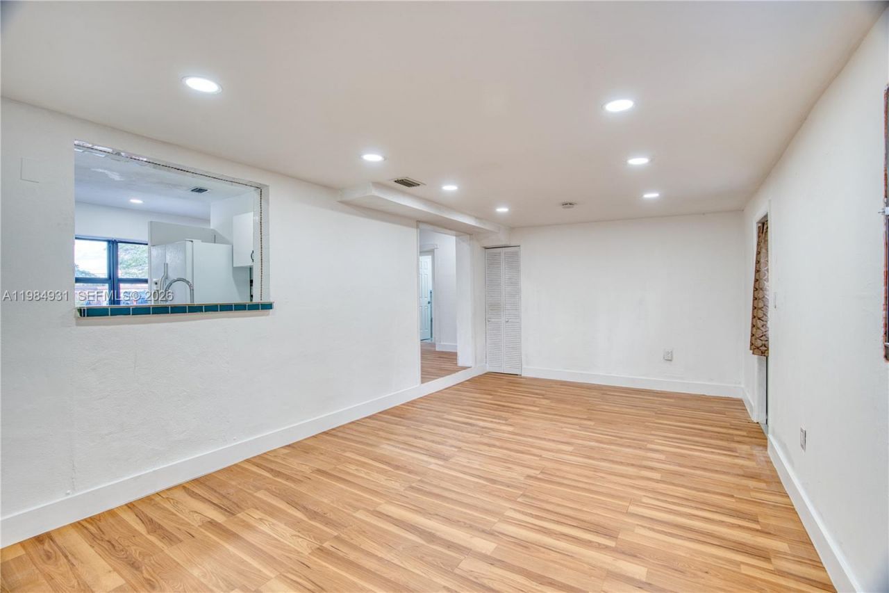 6424 SW 20th St, Miramar, FL 33023 Photo