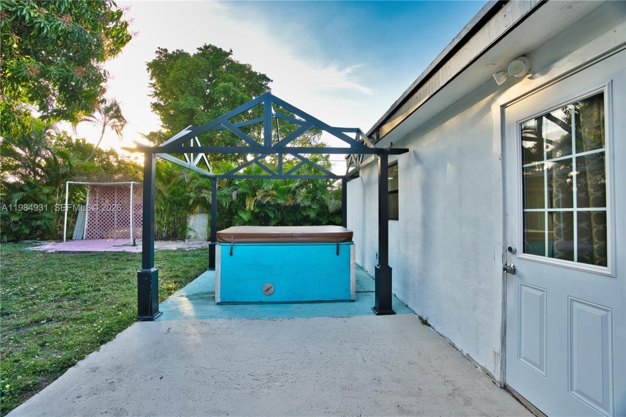 6424 SW 20th St, Miramar, FL 33023 Photo