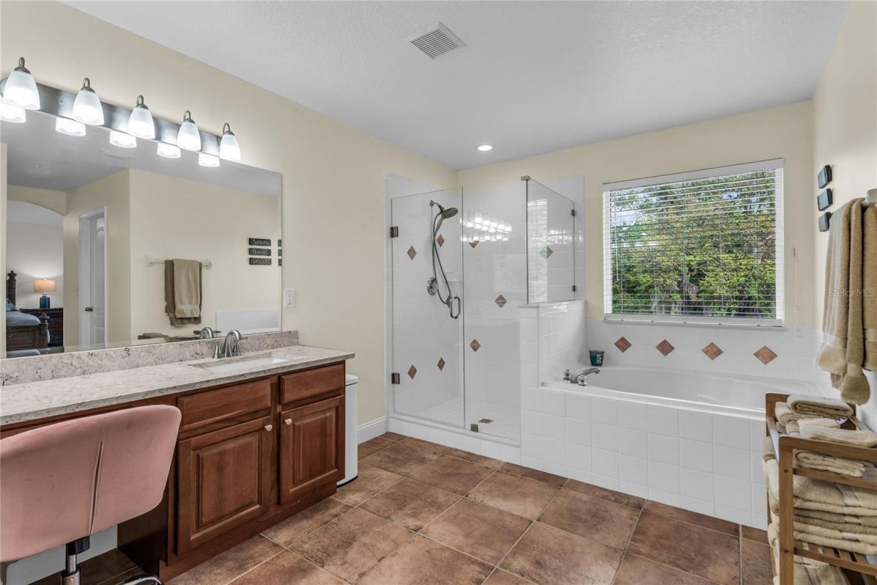 503 Osprey Lakes Circle, Chuluota, FL 32766 Photo