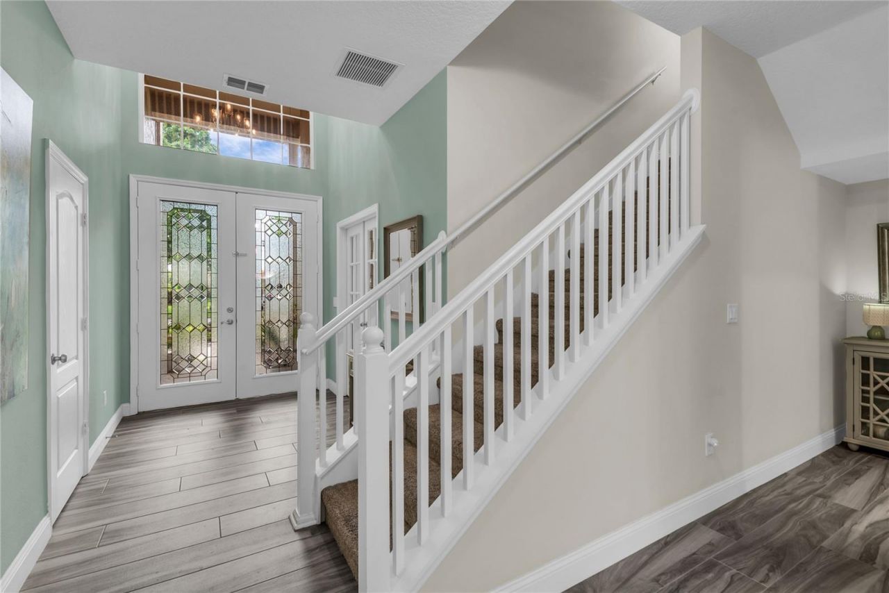 503 Osprey Lakes Circle , Chuluota, FL 32766 Photo