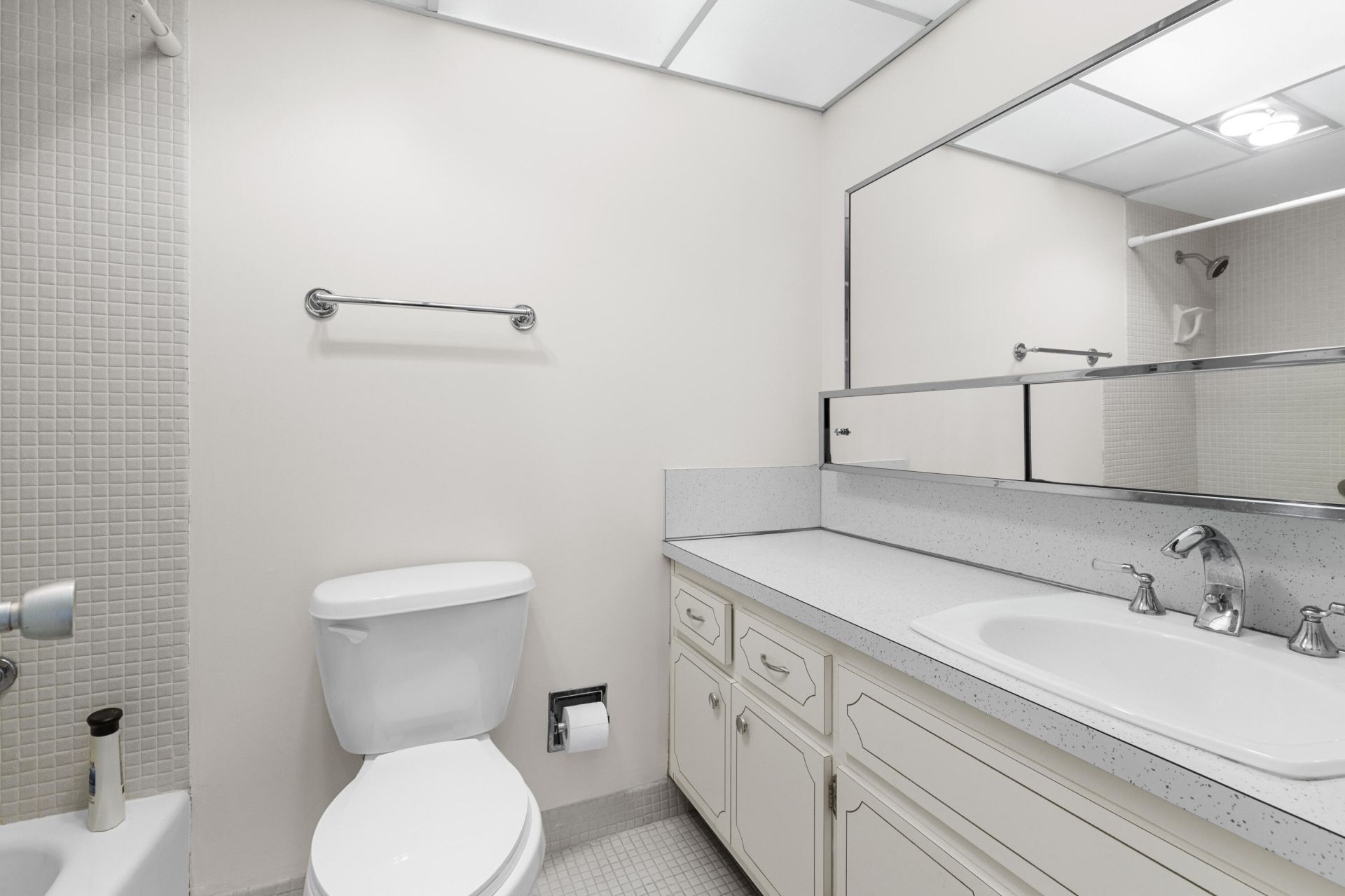 2500 NE 48th Lane, Unit 308, Fort Lauderdale, FL 33308 Photo