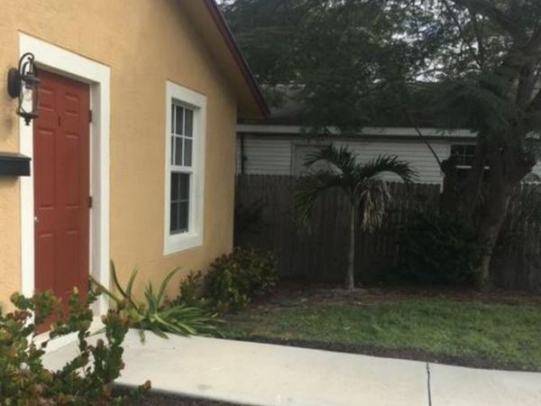 727 22nd Street, Unit A & B, West Palm Beach, FL 33407