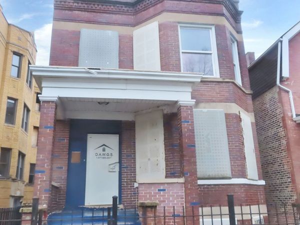 5607 S Emerald Avenue, Chicago, IL 60621