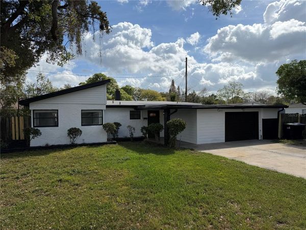 4235 EDGEWATER DRIVE , ORLANDO, FL 32804