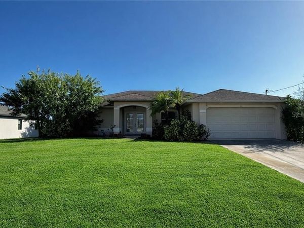 546 SE 4TH STREET , CAPE CORAL, FL 33990