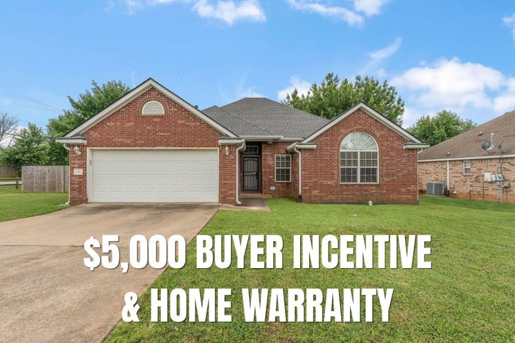 101 Fox Run Centerton, AR 72719