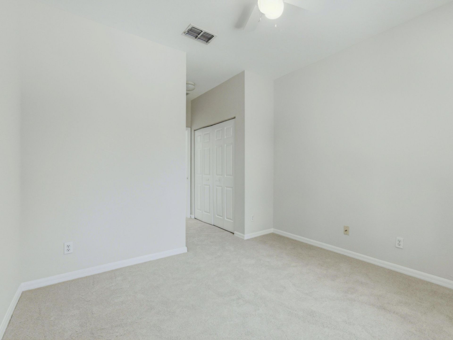 978 Pipers Cay Drive, West Palm Beach, FL 33415 Photo