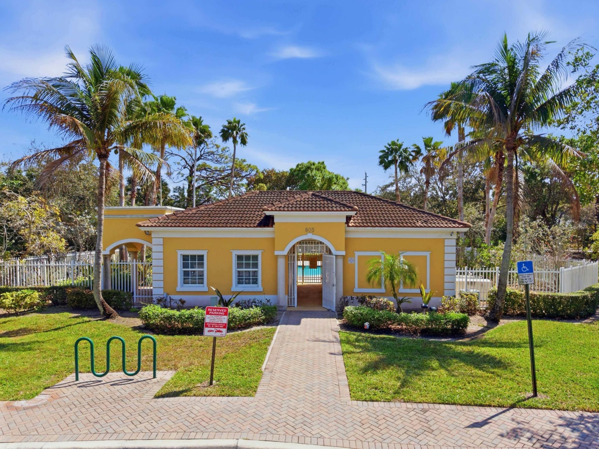 978 Pipers Cay Drive, West Palm Beach, FL 33415 Photo
