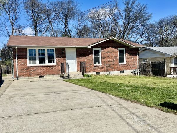 149 Cline Ave , Hendersonville, TN 37075