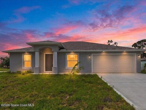 640 Roth Court SE, Palm Bay, FL 32909