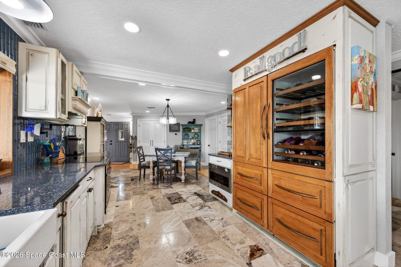 405 S Banana River Boulevard , Cocoa Beach, FL 32931 Photo