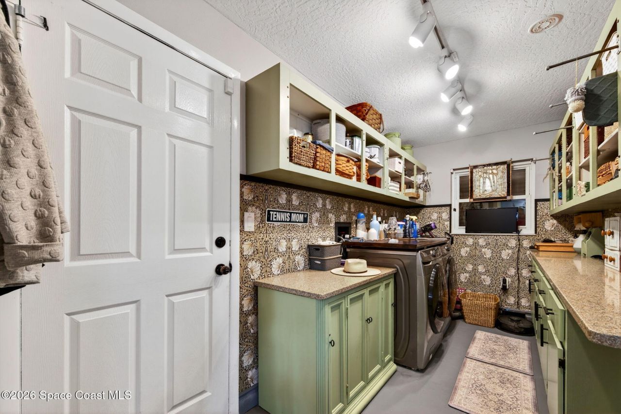 405 S Banana River Boulevard , Cocoa Beach, FL 32931 Photo