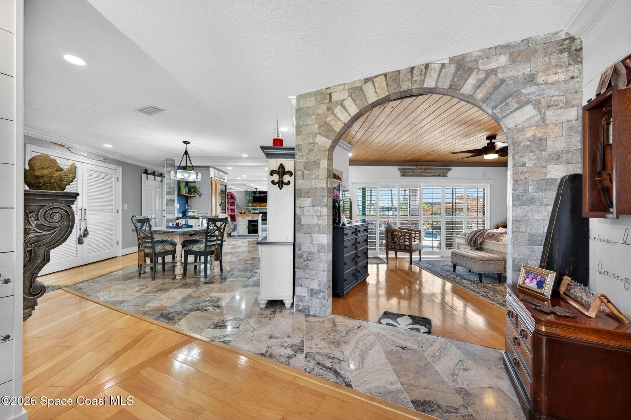 405 S Banana River Boulevard , Cocoa Beach, FL 32931 Photo