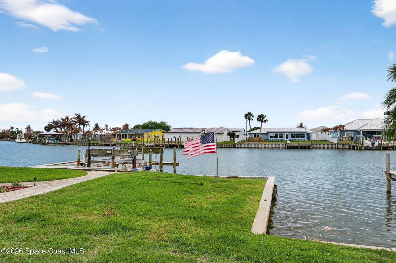 405 S Banana River Boulevard , Cocoa Beach, FL 32931 Photo