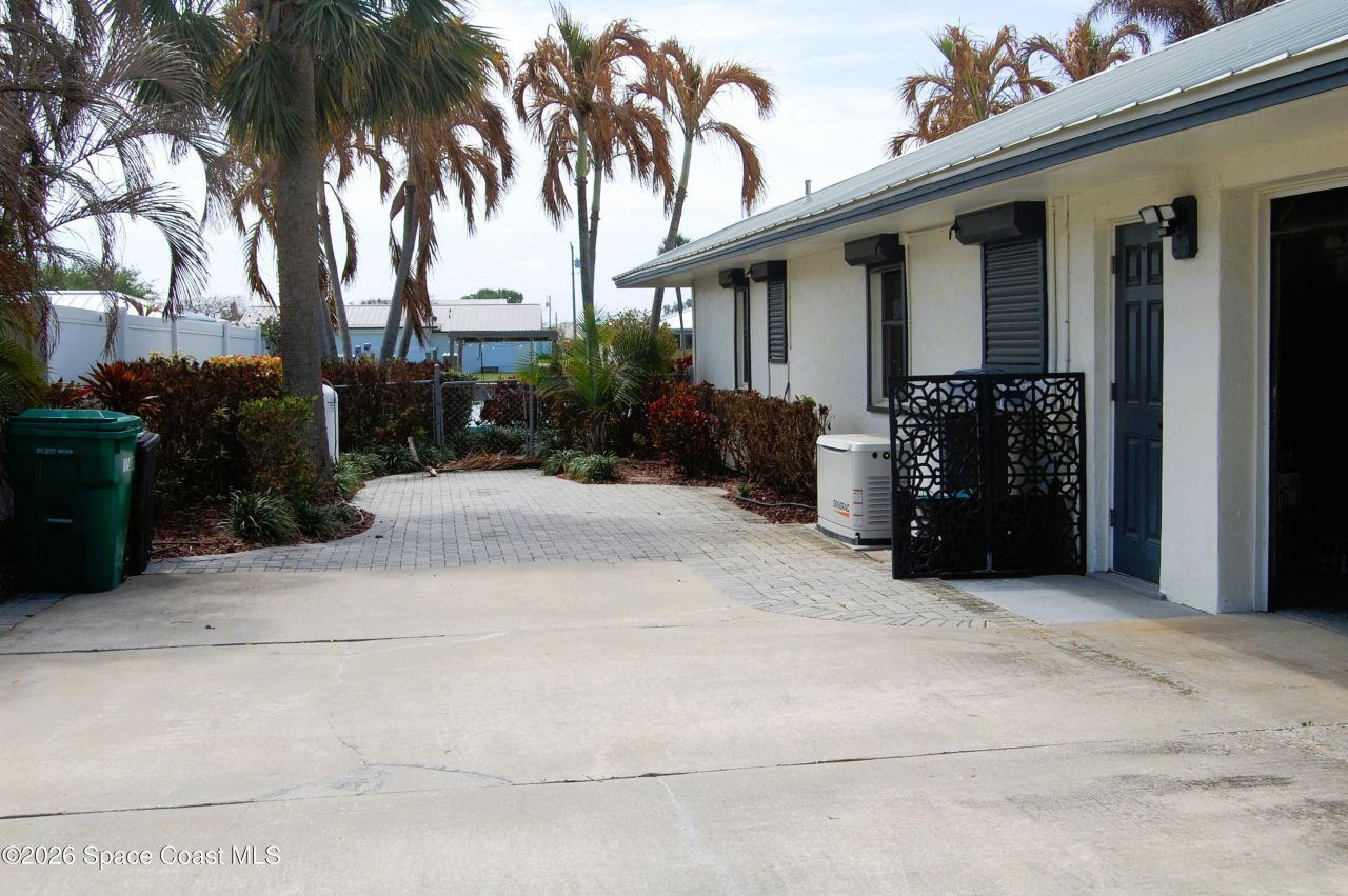 405 S Banana River Boulevard , Cocoa Beach, FL 32931 Photo