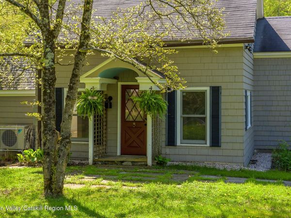 11351 State Rte 22 , Austerlitz, NY 12017