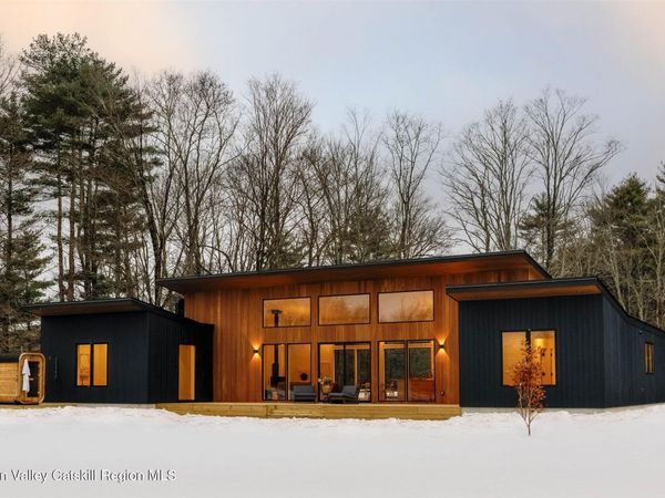 11 Franklin Lane, Accord, NY 12404